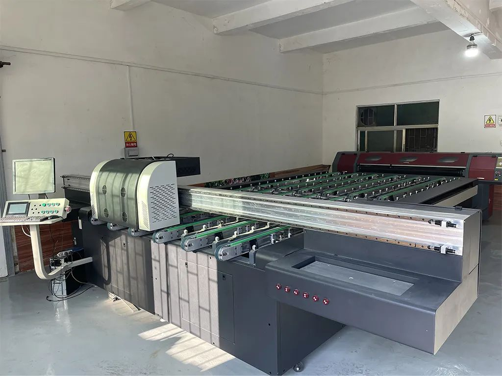 uv打印機(jī),uv平板打印機(jī),萬(wàn)能打印機(jī),uv彩印機(jī),uv打印機(jī)廠家,龍潤(rùn)